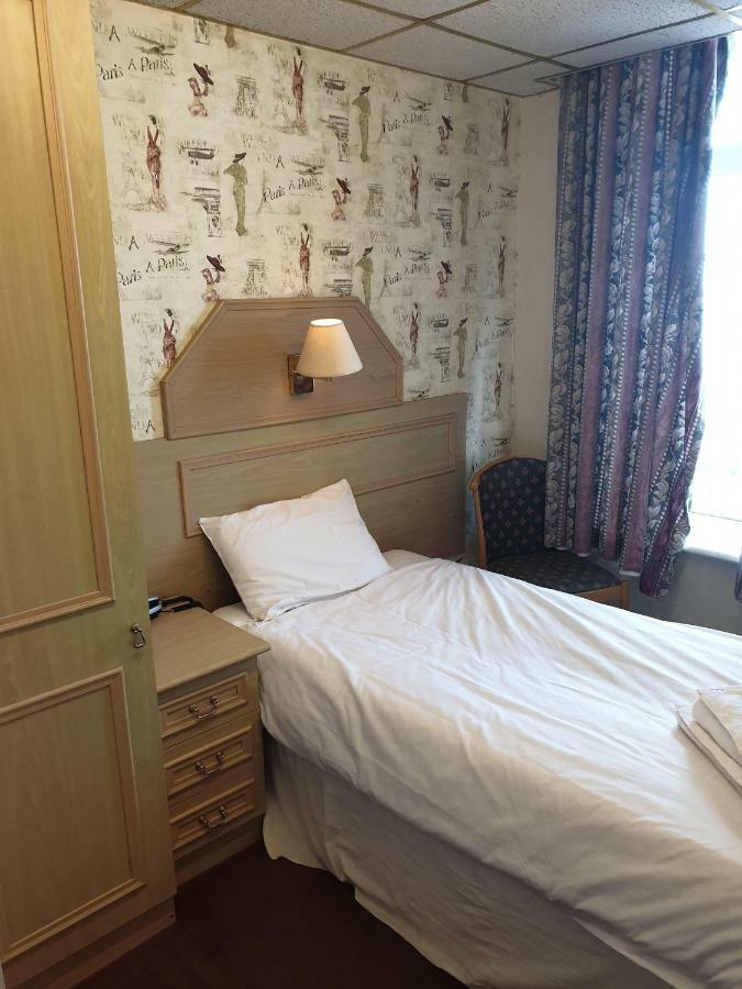 The Parisienne Hotel 블랙풀 외부 사진
